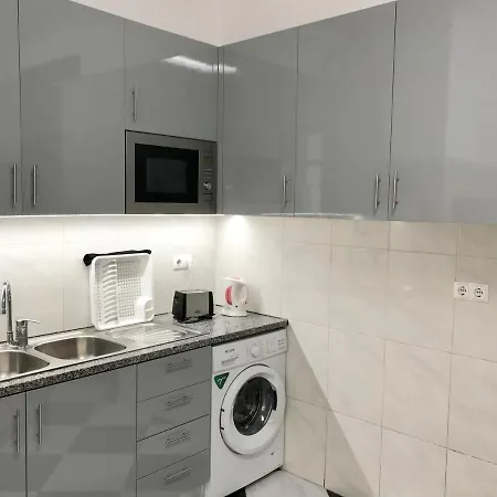 Quarto em Acomodações Particulares Sublime Black Bedroom Lisboa